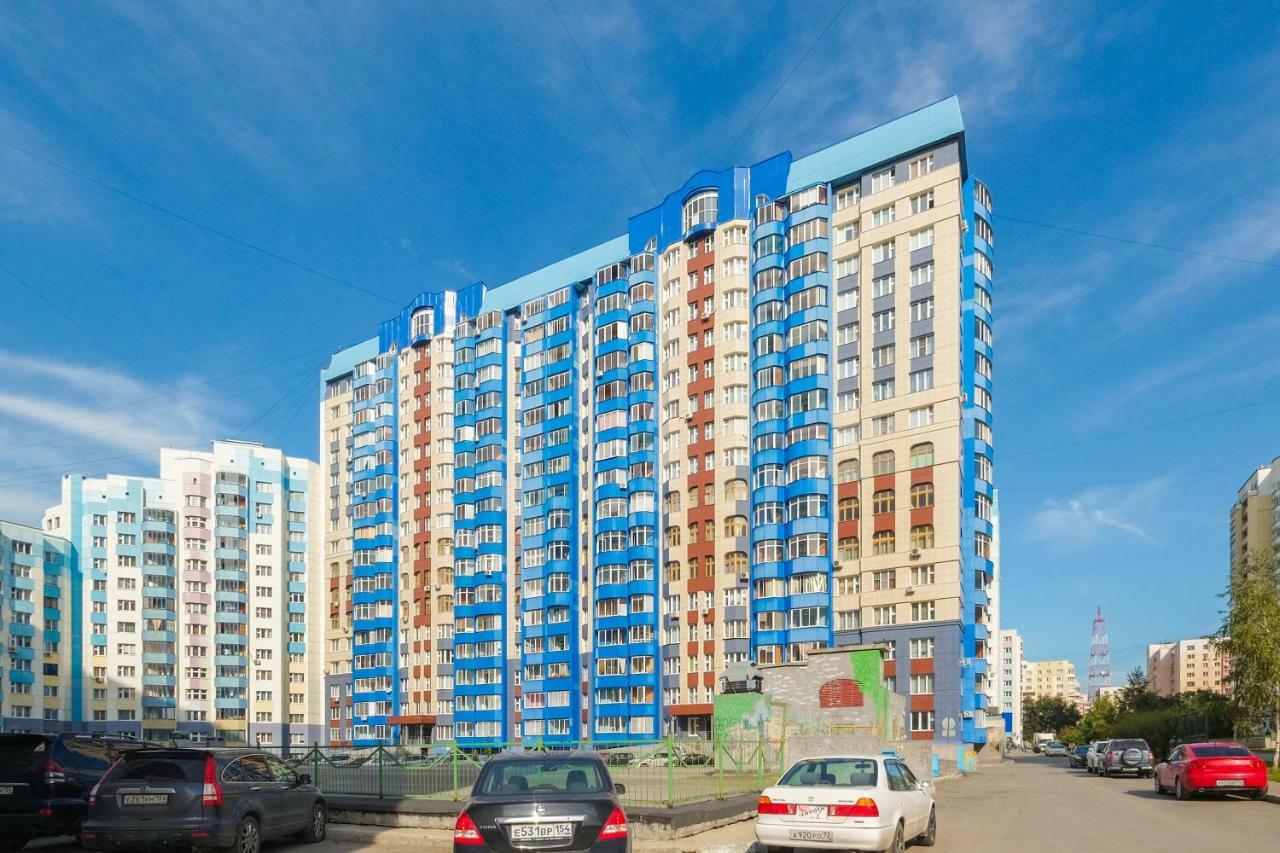 Nsk-Kvartirka, Gorskiy Apartment, 67 Novosibirsk Esterno foto